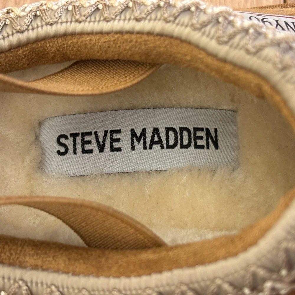 STEVE MADDEN TJordye Slipper Cognac Tan Kids Size 11 Suede Patches Clog Comfort